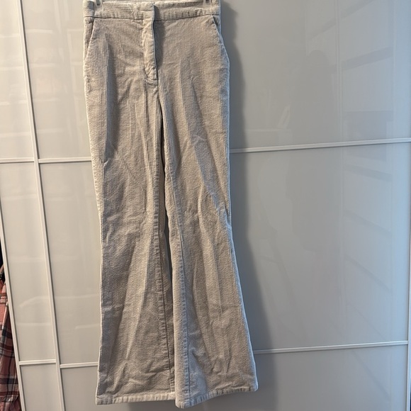 💸CLEARANCE 4 for $15💸 H&M Off-White Corduroy Bell Bottom Pants - Picture 4 of 4